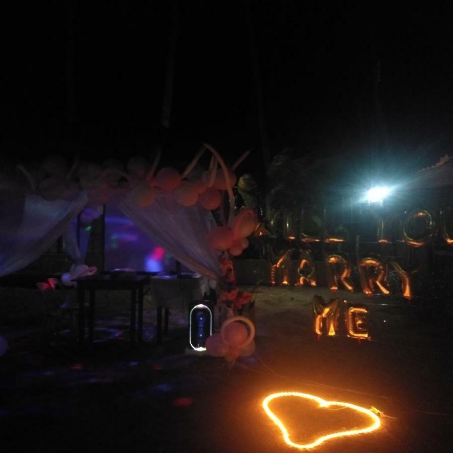 El Seatopia Beach Cottages El Nido Exterior foto